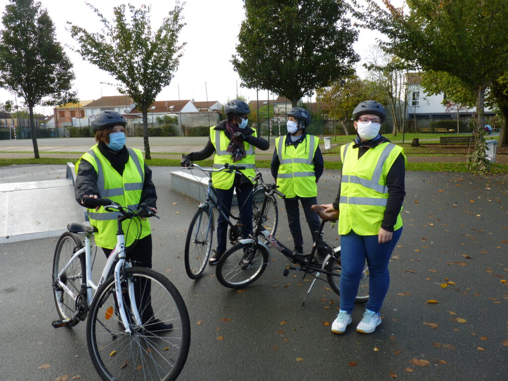 photo de la dernière session de vélo école adultes